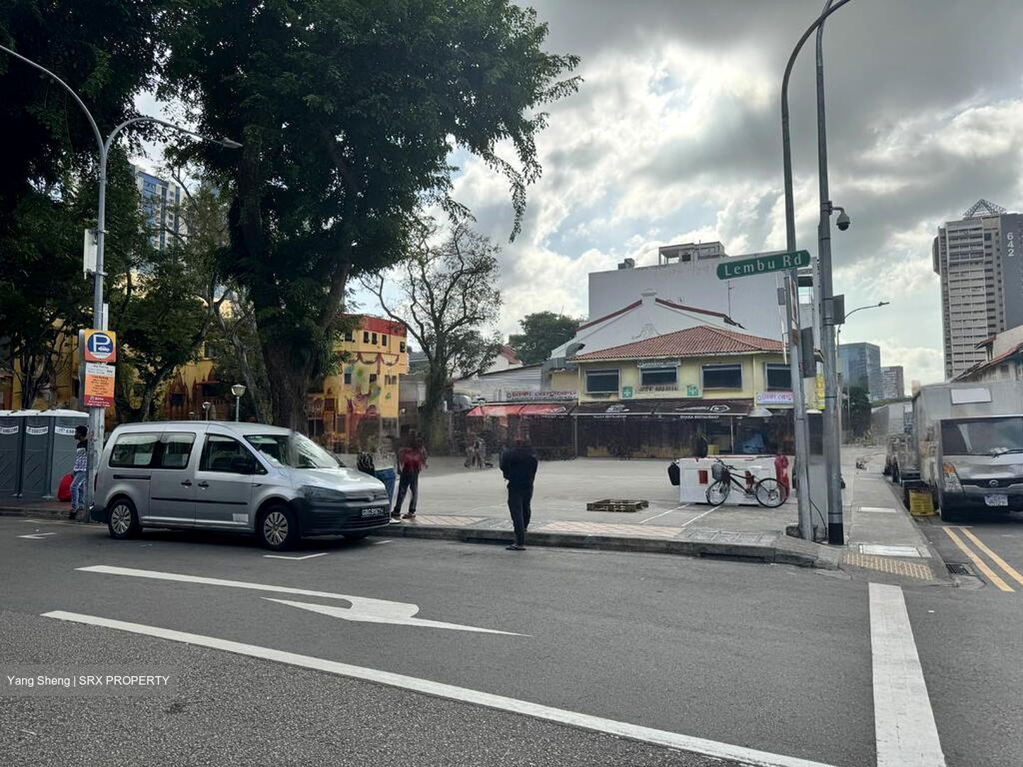 Lembu Road (D8), Shop House #472445931